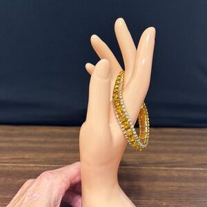 Elegant Gold and Yellow Bracelet